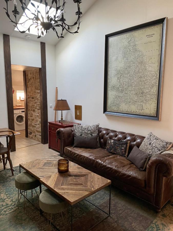 Maison Hirondelles Gites Mezieres-sur-Issoire المظهر الخارجي الصورة
